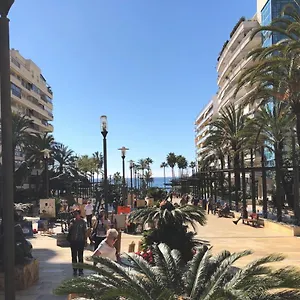 Front Apartment-1st Line Appartement Marbella