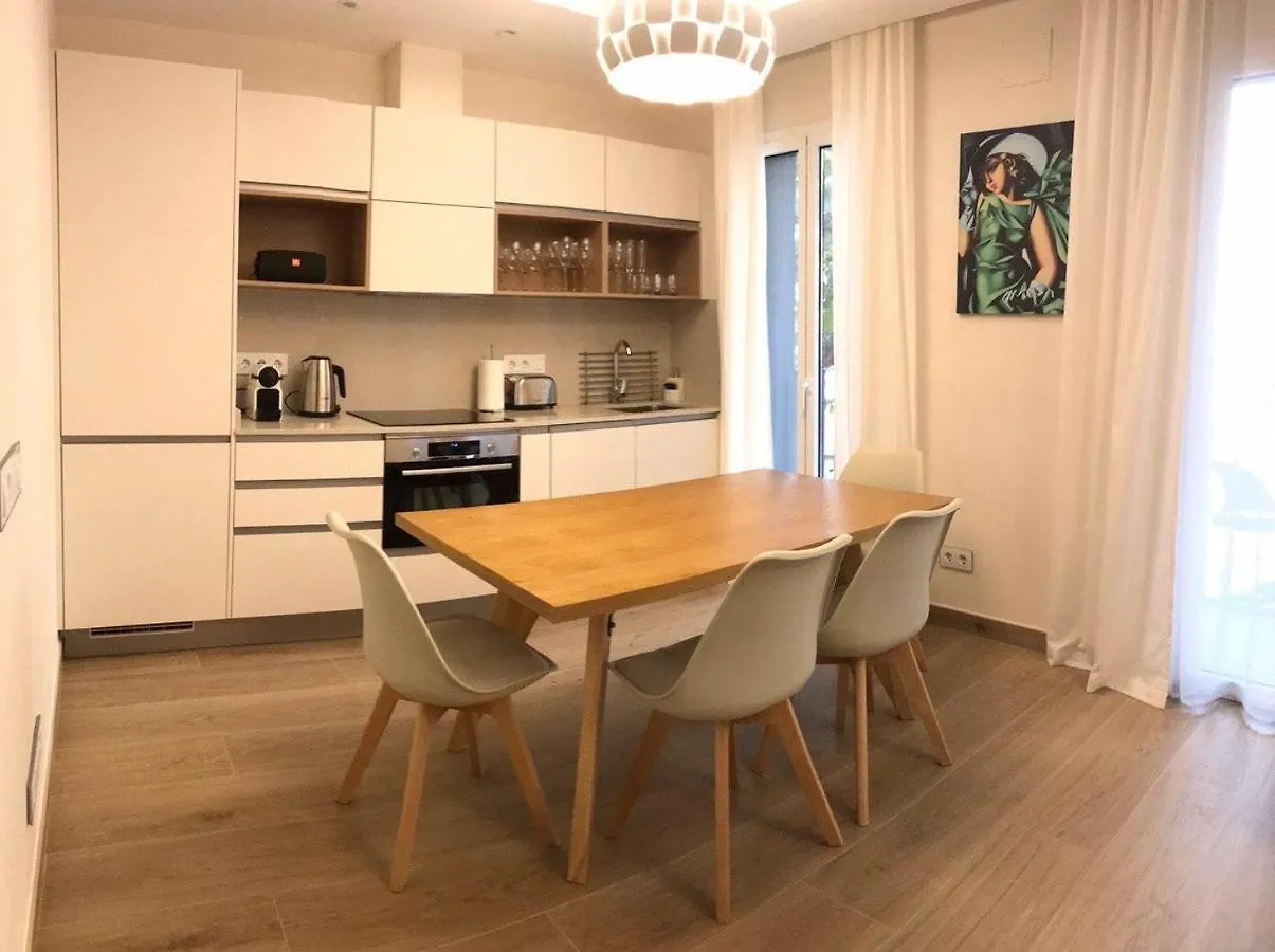 Nuevo Apartamento Moderno Elisa - A 80 Metros De La Playa Para 5 Personas Sant Feliu de Guixols